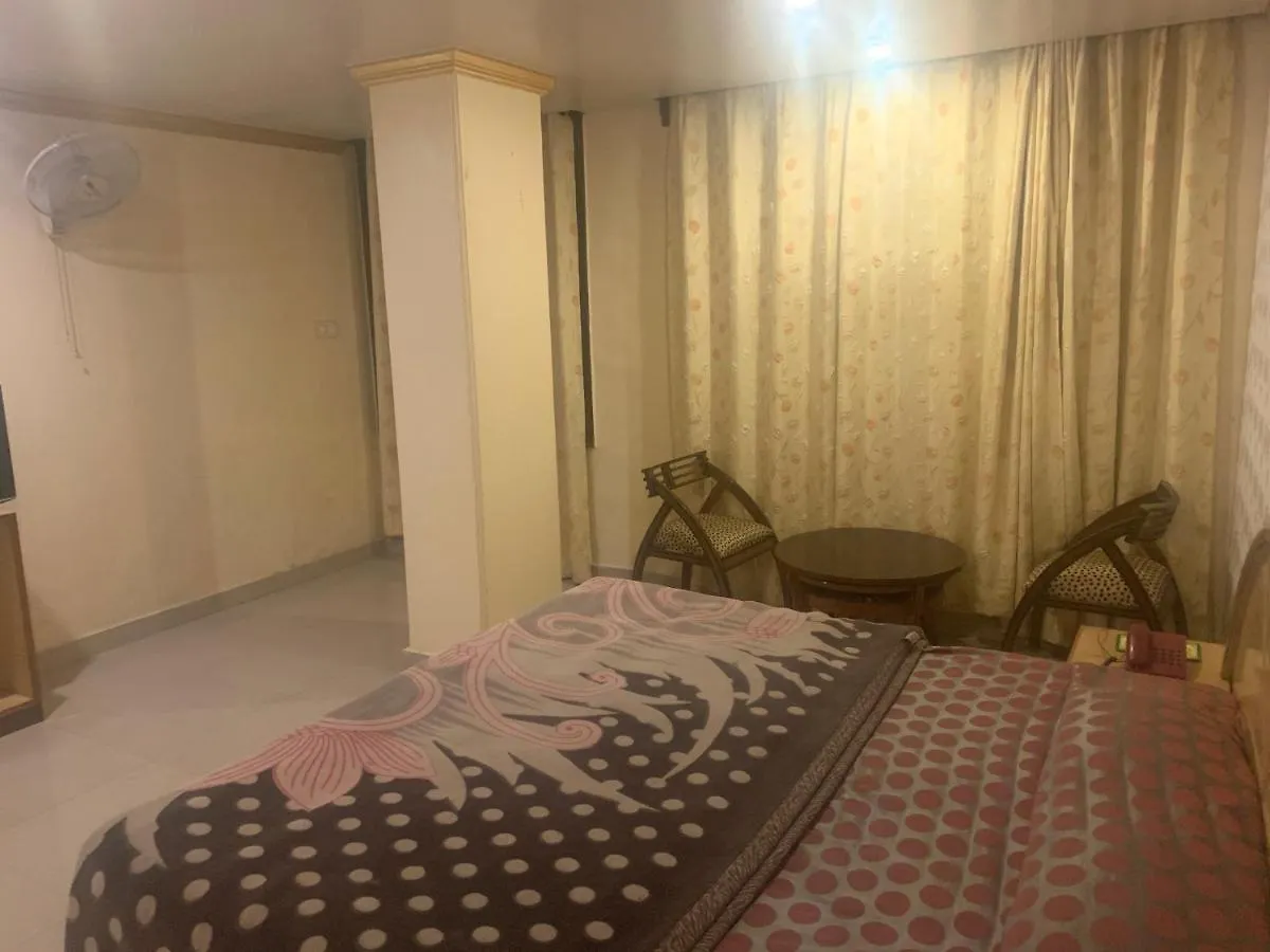 Hotel New Cosmos Shimla