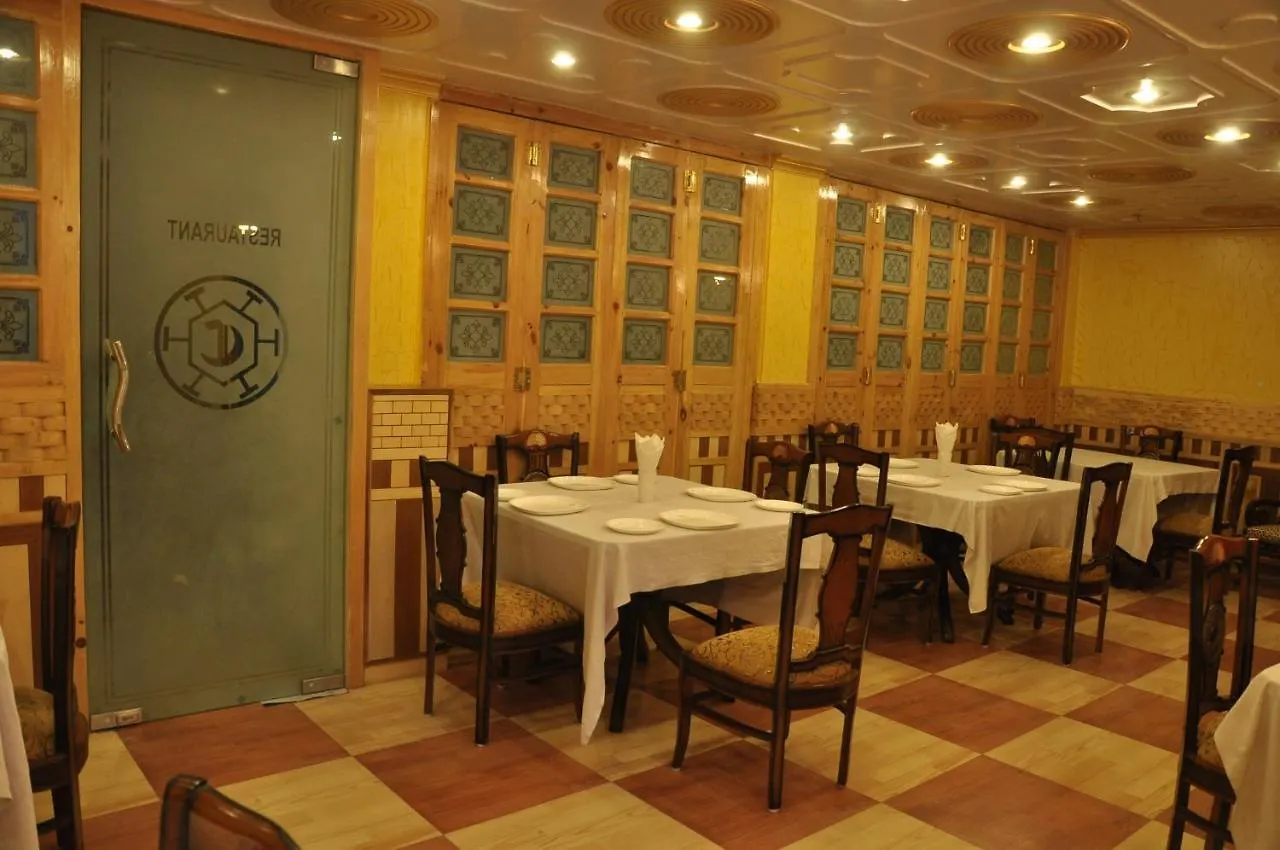 **  Hotel New Cosmos Σίμλα Ινδία
